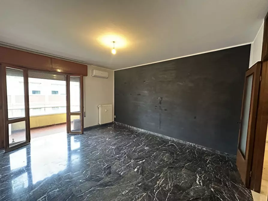 Immagine 3 di Appartamento in vendita  in Via B. Tisi da Garofolo, 1c a Rovigo