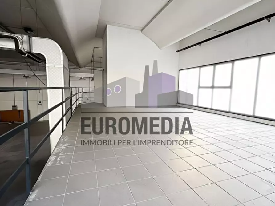 Immagine 4 di Capannone industriale in vendita  in Via Strà a Colognola Ai Colli