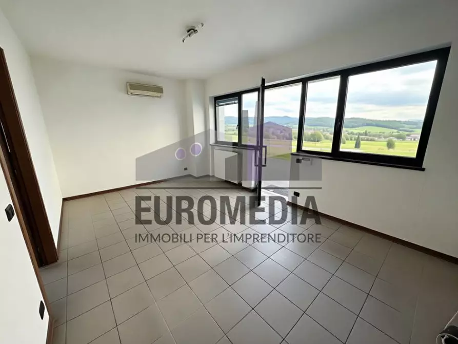 Immagine 5 di Capannone industriale in vendita  in Via Strà a Colognola Ai Colli