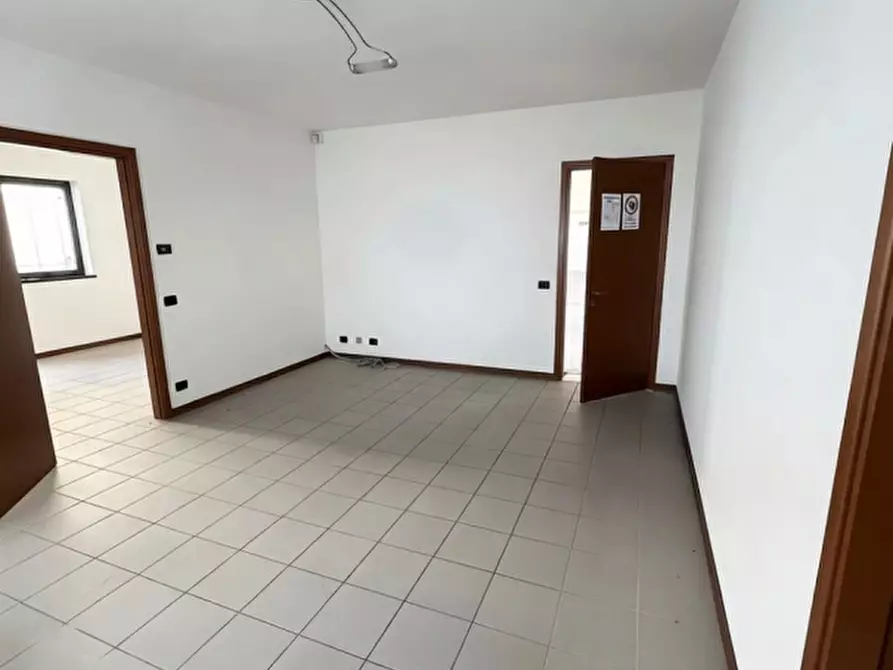 Immagine 6 di Capannone industriale in vendita  in Via Strà a Colognola Ai Colli