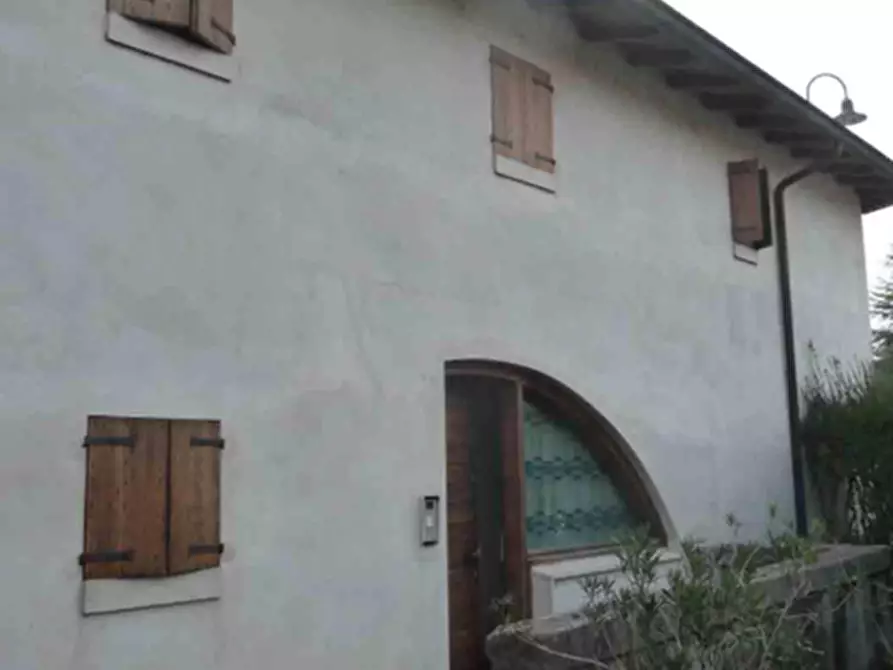 Immagine 1 di Multiproprietà in vendita  in Via Traversa Capitello 28-30 a Concamarise