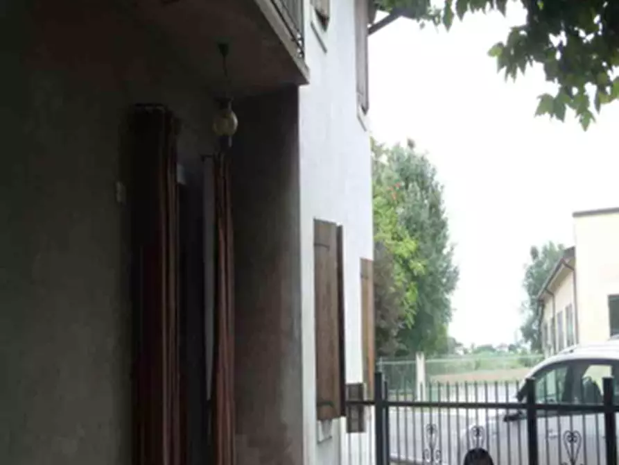 Immagine 35 di Multiproprietà in vendita  in Via Traversa Capitello 28-30 a Concamarise