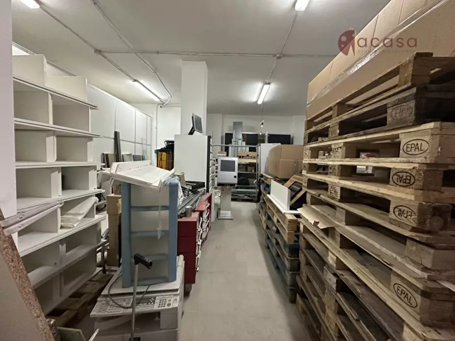 Immagine 5 di Negozio in vendita  in Via dei cantieri 43 a Palermo