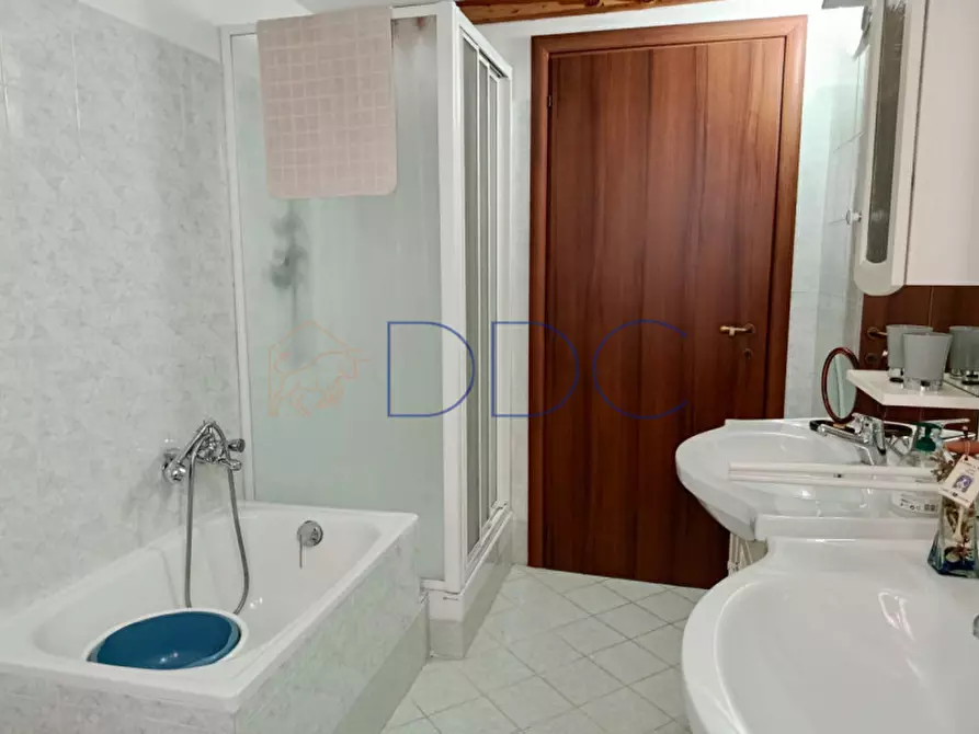 Immagine 11 di Casa bifamiliare in vendita  in Via Bagnolo 27 a Barge