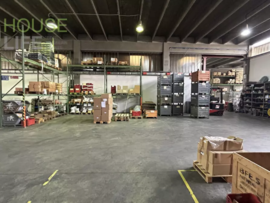 Immagine 6 di Capannone industriale in affitto  in Via Pontaron a Caldogno
