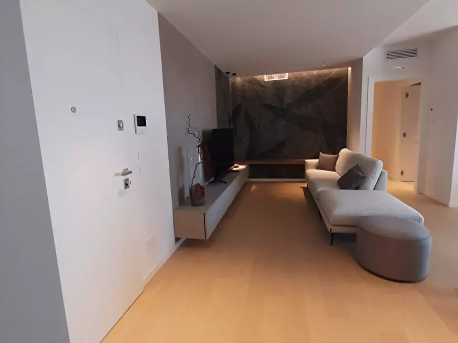 Immagine 5 di Attico in vendita  in VIA BEZZECA a Padova