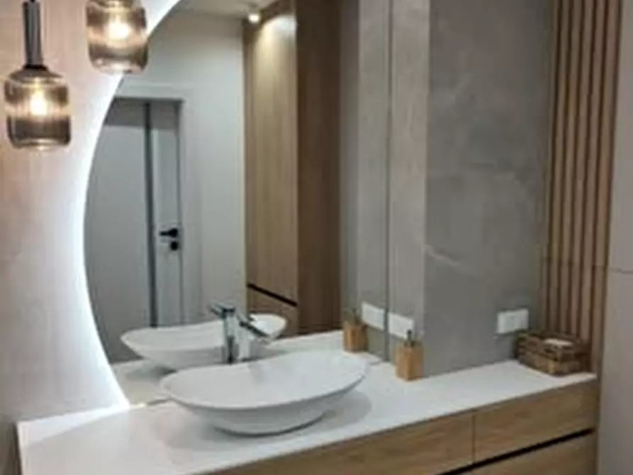 Immagine 7 di Attico in vendita  in VIA BEZZECA a Padova