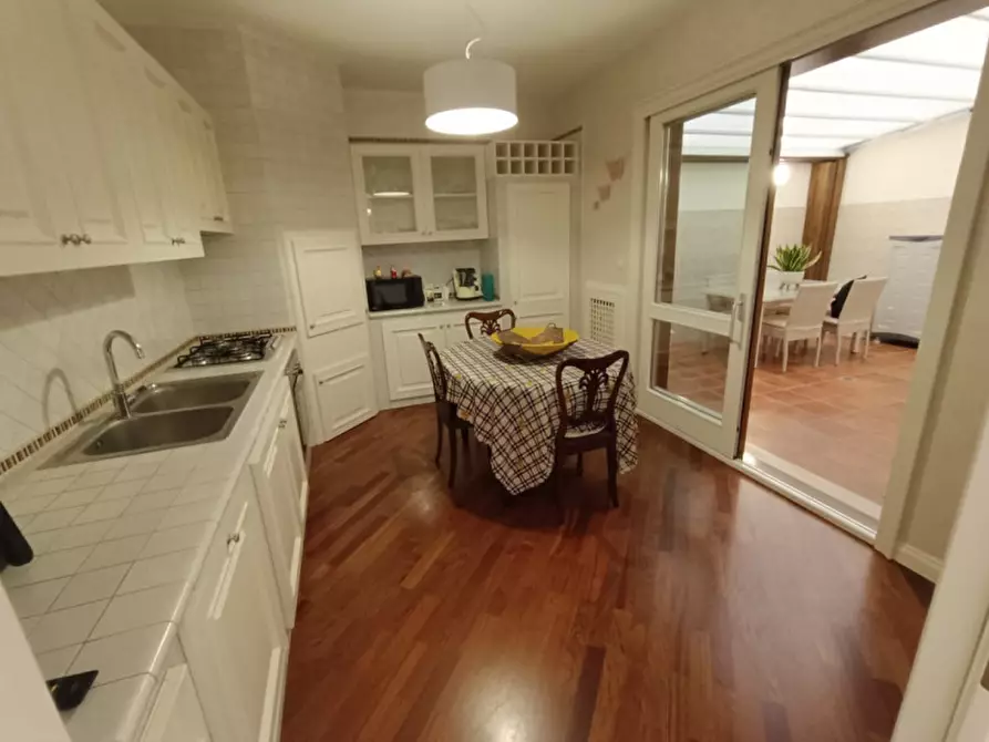 Immagine 6 di Appartamento in vendita  in via scarlatti, 46 a Andria