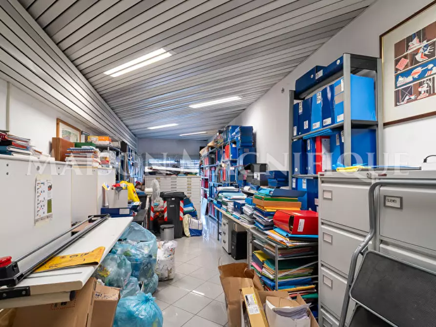 Immagine 3 di Ufficio in vendita  in Via Eridania a Occhiobello