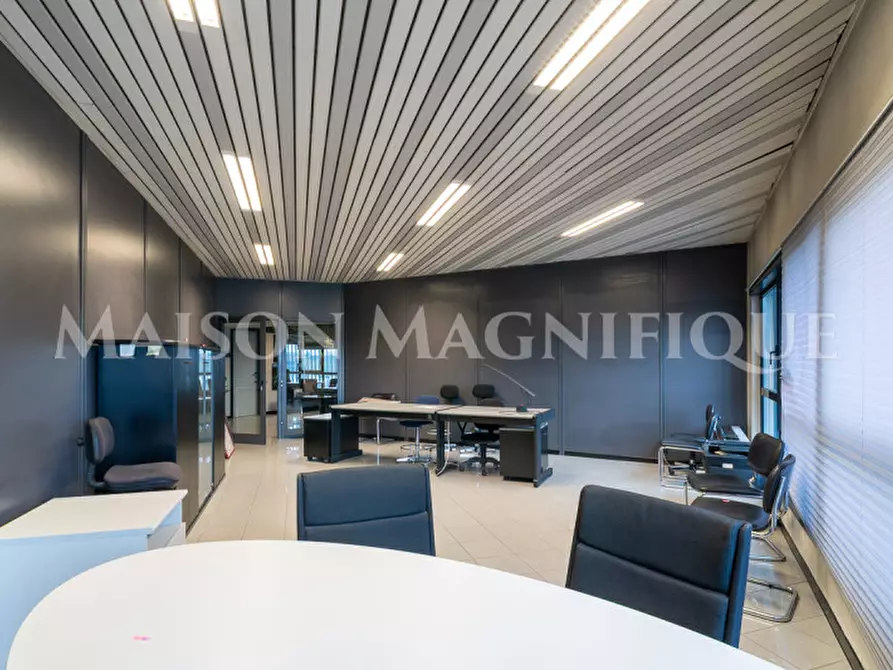 Immagine 9 di Ufficio in vendita  in Via Eridania a Occhiobello