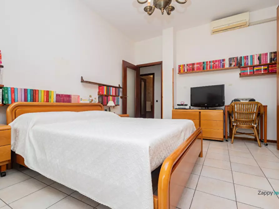 Immagine 25 di Appartamento in affitto  in Via Torino a Sesto San Giovanni