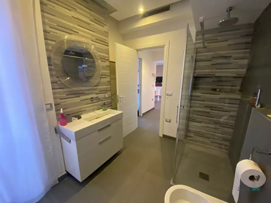 Immagine 37 di Appartamento in affitto  in Via Tagliamento, 21 a Milano