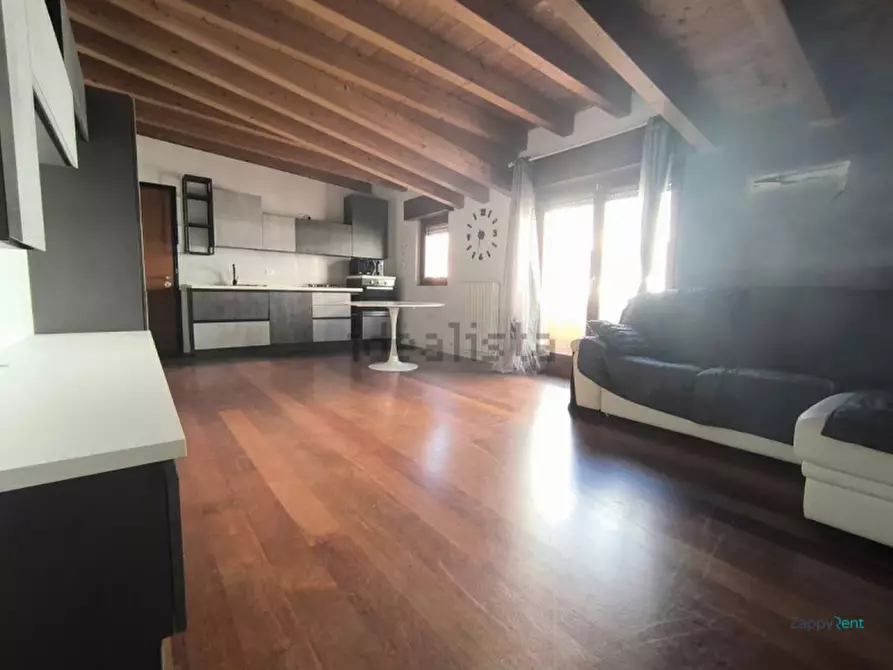 Immagine 2 di Appartamento in affitto  in Via Privata Costanzo Cantoni, 2 a Milano