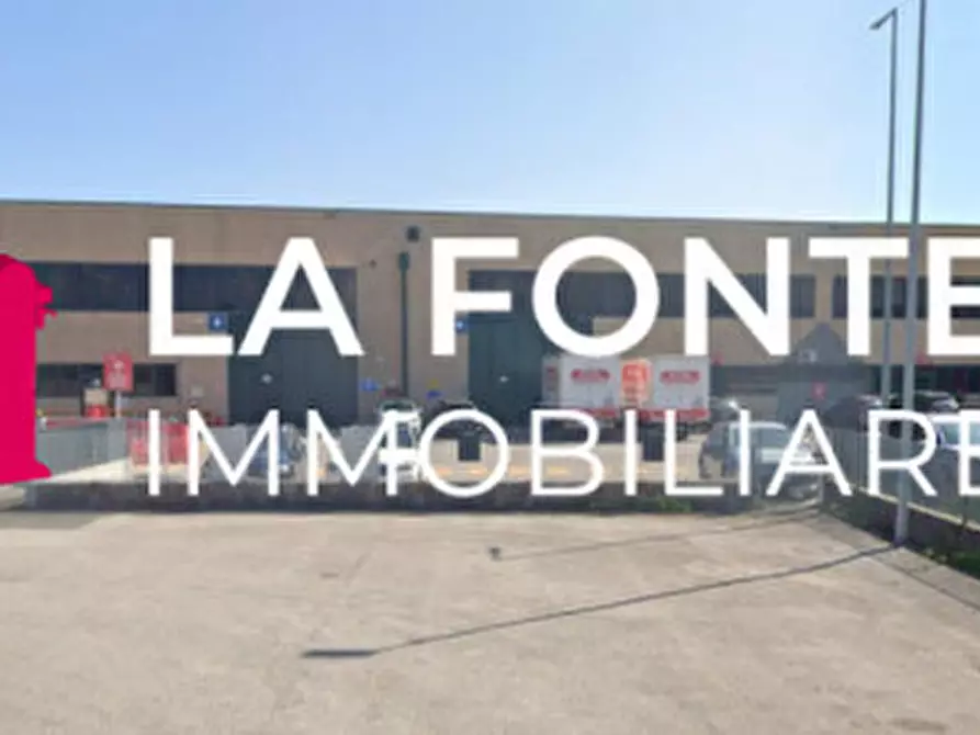 Immagine 2 di Capannone industriale in affitto  in Via Roncoduro a Pianiga