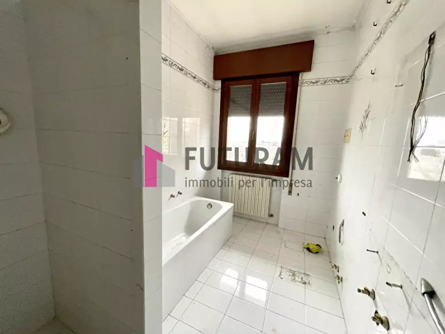 Immagine 11 di Capannone industriale in vendita  in via roma 2 a Conselve