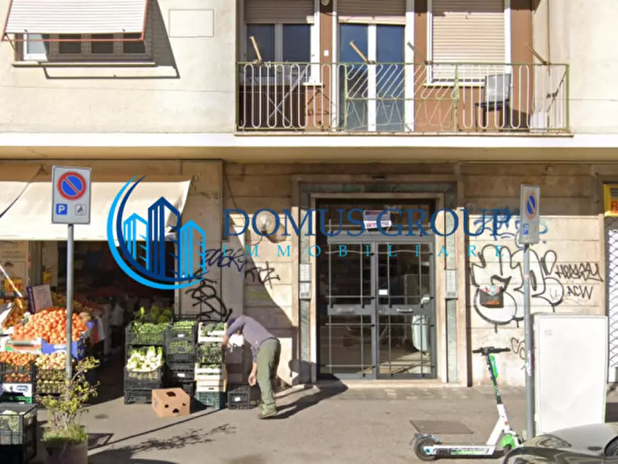 Immagine 1 di Appartamento in vendita  in Piazza Albini Augusto a Roma