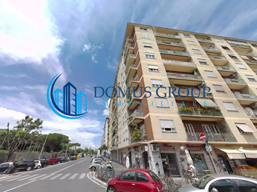 Immagine 2 di Appartamento in vendita  in Piazza Albini Augusto a Roma
