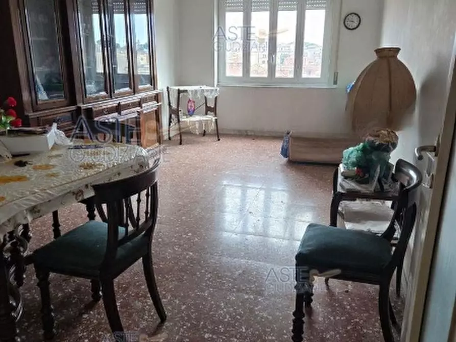 Immagine 18 di Appartamento in vendita  in Piazza Albini Augusto a Roma