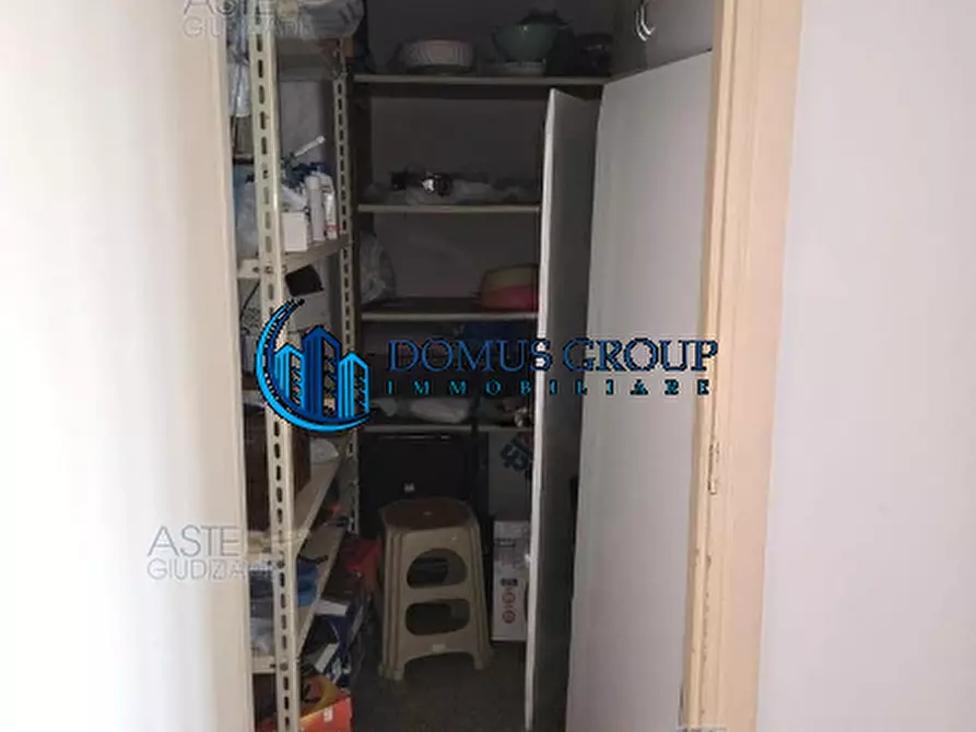 Immagine 9 di Appartamento in vendita  in Piazza Albini Augusto a Roma