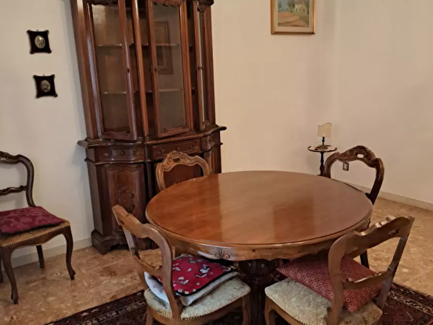 Immagine 1 di Appartamento in vendita  in Viale Fratelli Cairoli a Treviso