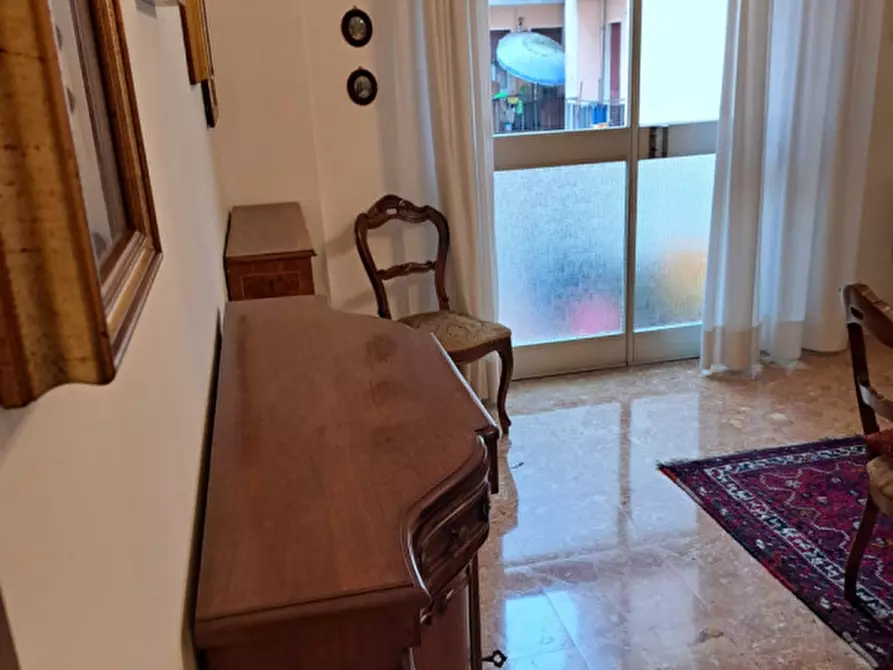 Immagine 2 di Appartamento in vendita  in Viale Fratelli Cairoli a Treviso