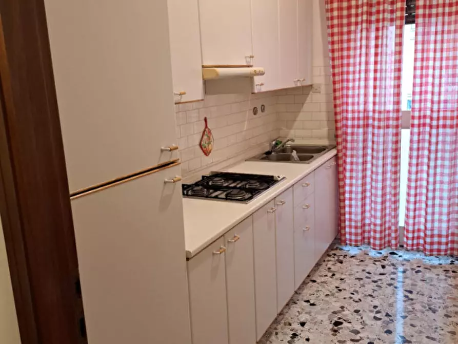Immagine 4 di Appartamento in vendita  in Viale Fratelli Cairoli a Treviso