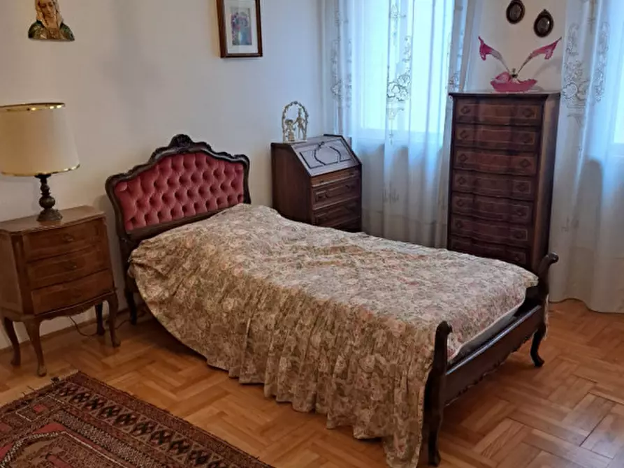 Immagine 8 di Appartamento in vendita  in Viale Fratelli Cairoli a Treviso
