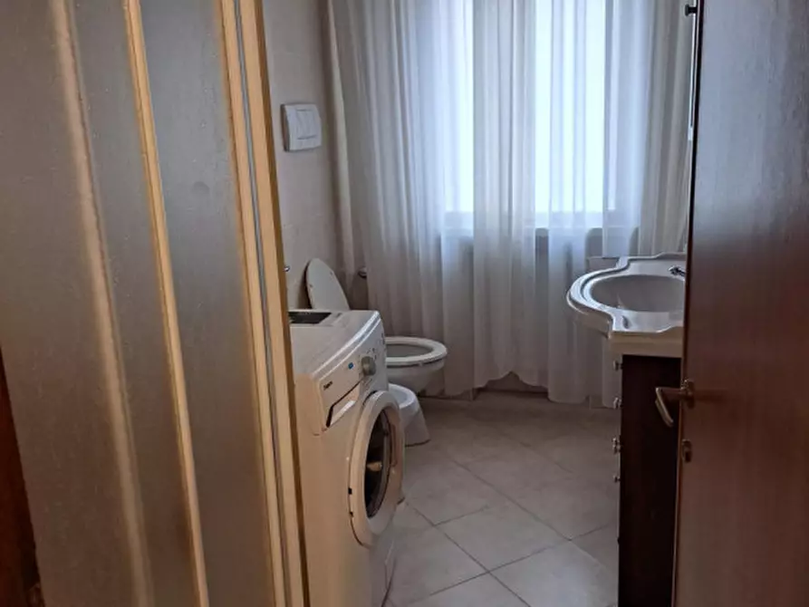 Immagine 13 di Appartamento in vendita  in Viale Fratelli Cairoli a Treviso