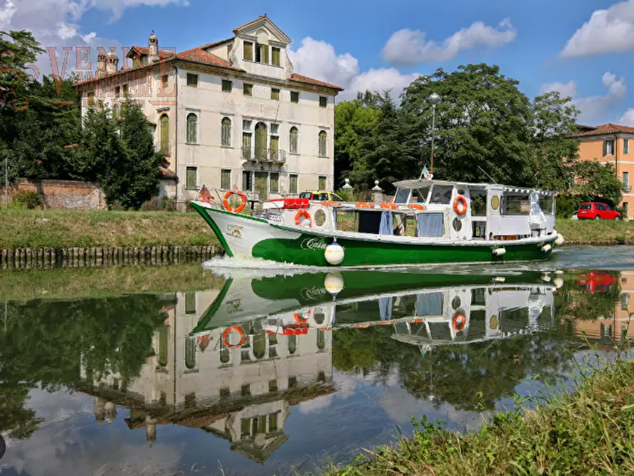 Immagine 1 di Hotel in vendita  a Venezia