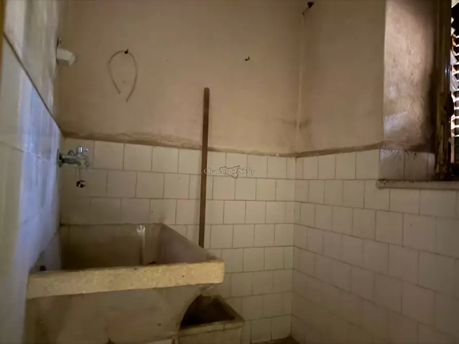 Immagine 11 di Appartamento in vendita  a Modica