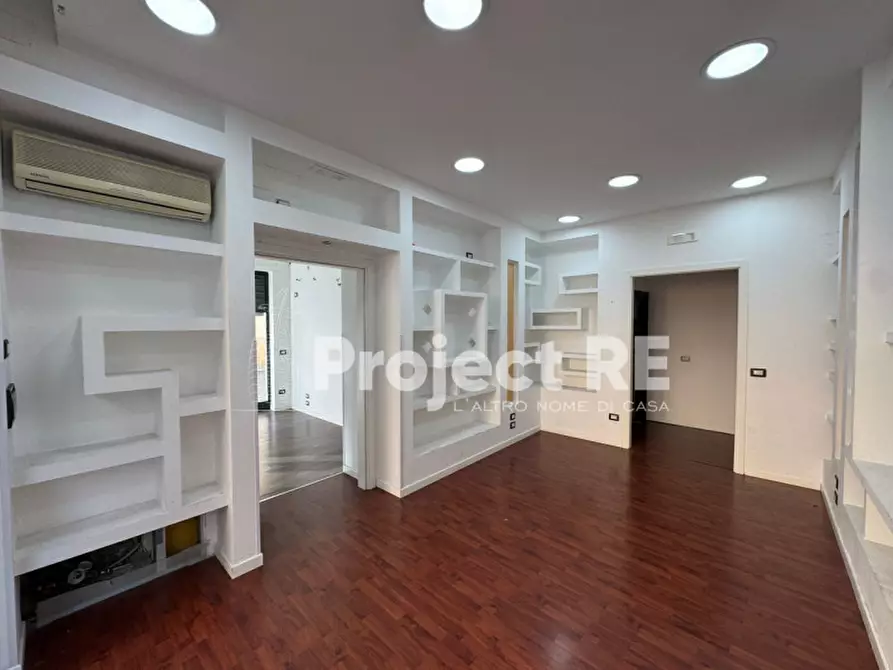 Immagine 3 di Negozio in affitto  in Via Sbarre Centrali a Reggio Di Calabria