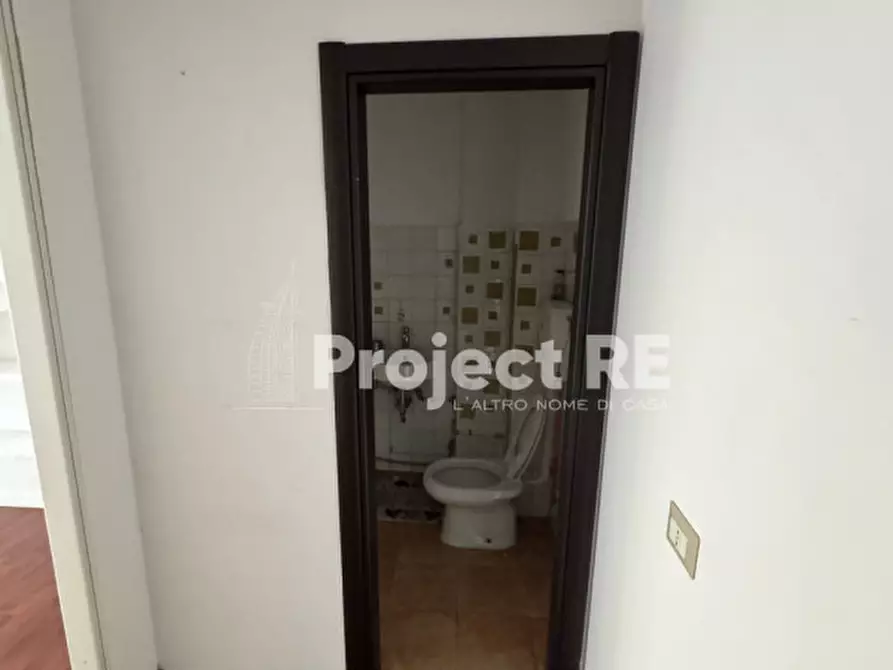 Immagine 6 di Negozio in affitto  in Via Sbarre Centrali a Reggio Di Calabria