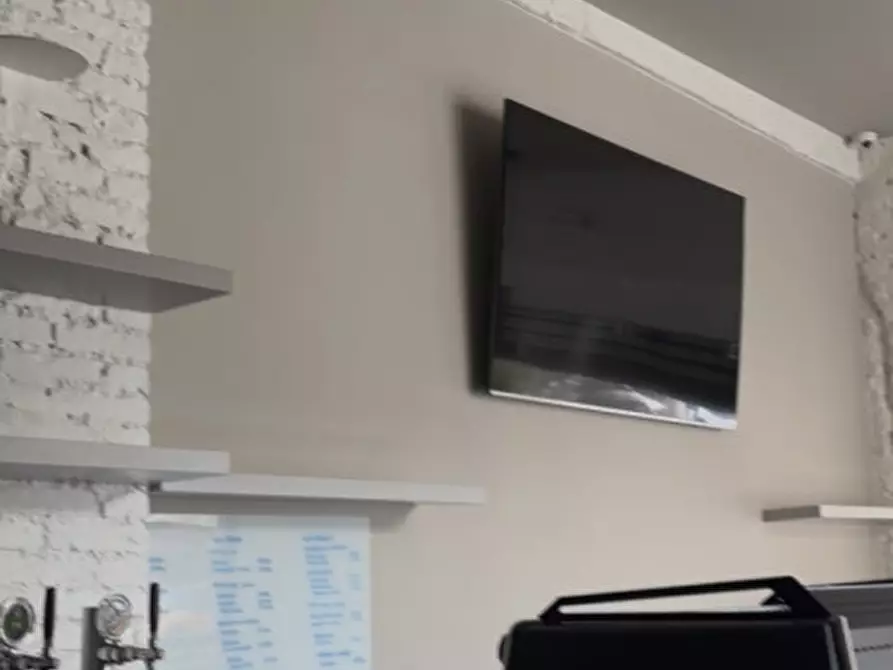 Immagine 4 di Attività commerciale in affitto  in Viale della Vittoria n. 217 a Vittorio Veneto