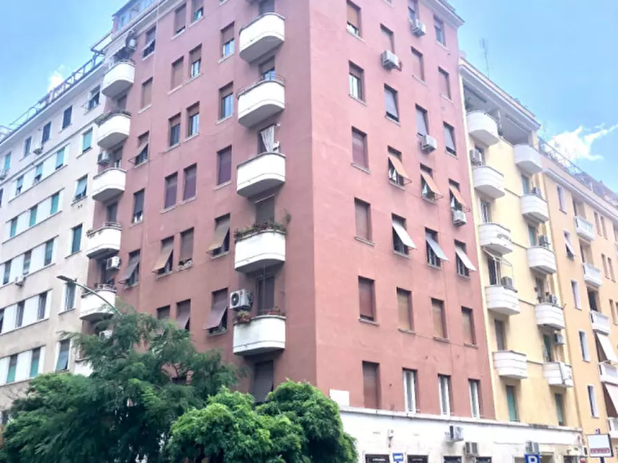 Immagine 11 di Appartamento in affitto  in Via Santa Maria Ausiliatrice a Roma