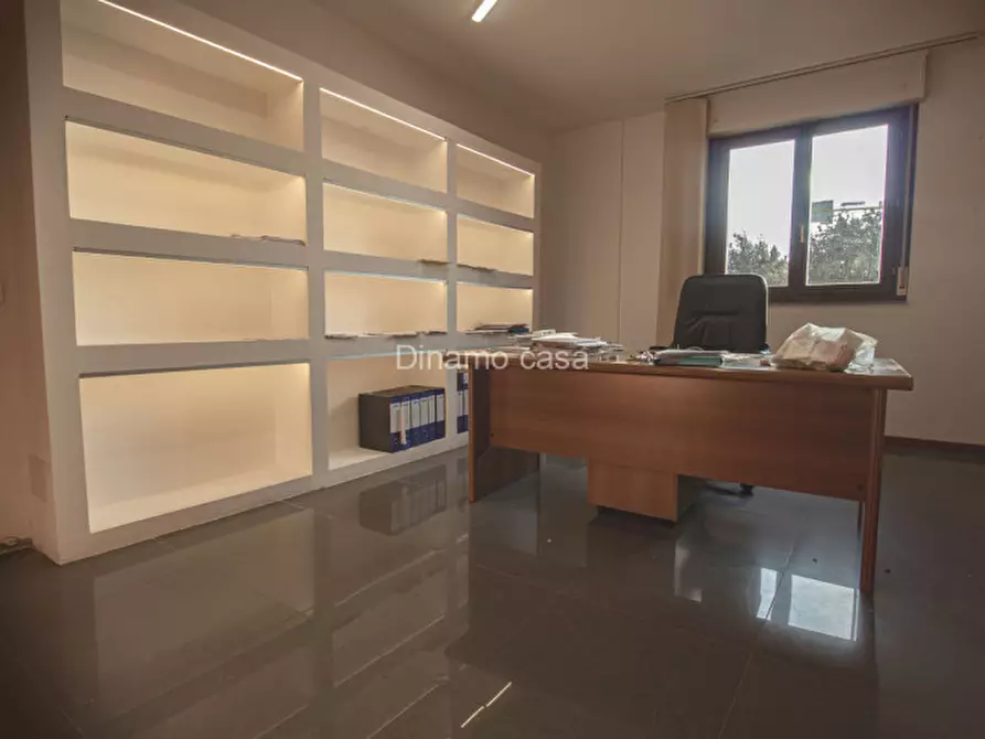 Immagine 1 di Appartamento in vendita  a Prato