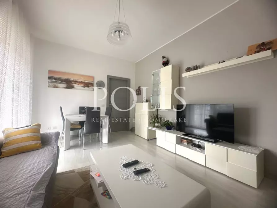 Immagine 2 di Appartamento in vendita  in VIA SANTA MARTA a Como