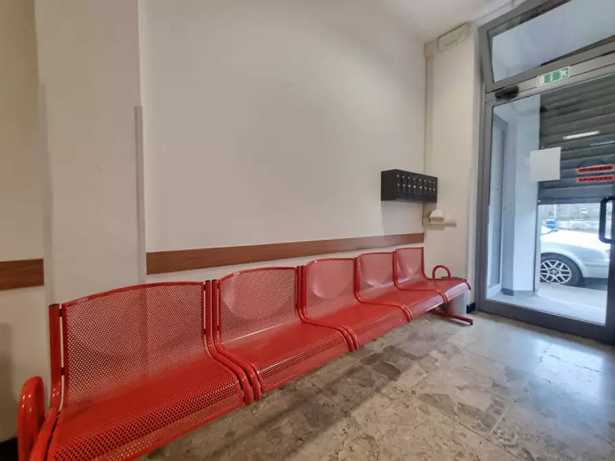 Immagine 2 di Ufficio in vendita  in VIA DEL GELSOMINO a Firenze