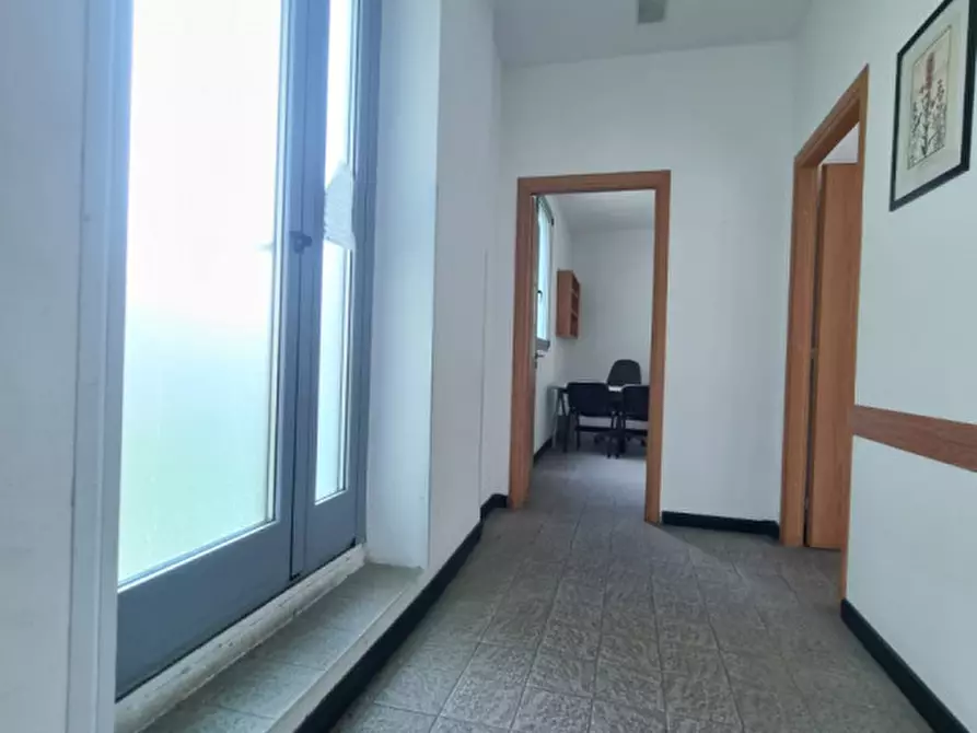 Immagine 14 di Ufficio in vendita  in VIA DEL GELSOMINO a Firenze