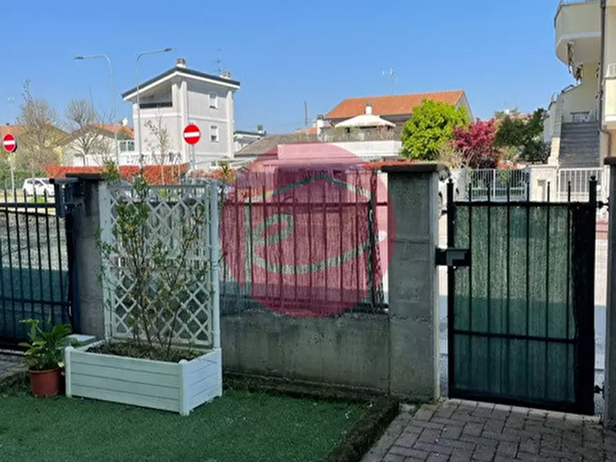 Immagine 1 di Appartamento in vendita  a Gatteo