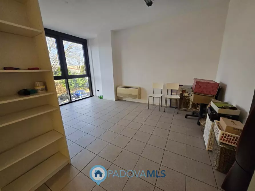 Immagine 4 di Ufficio in affitto  in via germania, 21 a Vigonza