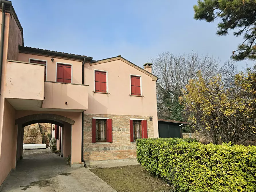 Immagine 3 di Villetta a schiera in vendita  in VIA CESARE BATTISTI a Villa Estense