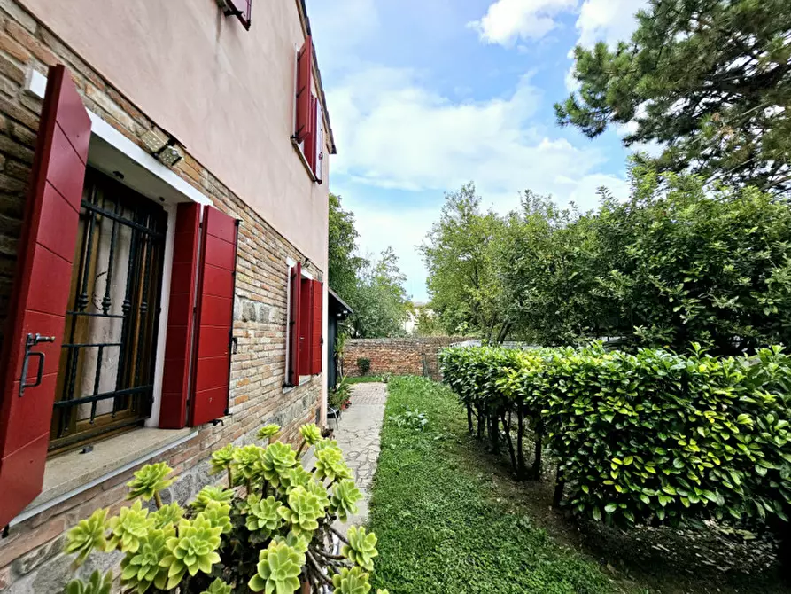 Immagine 9 di Villetta a schiera in vendita  in VIA CESARE BATTISTI a Villa Estense