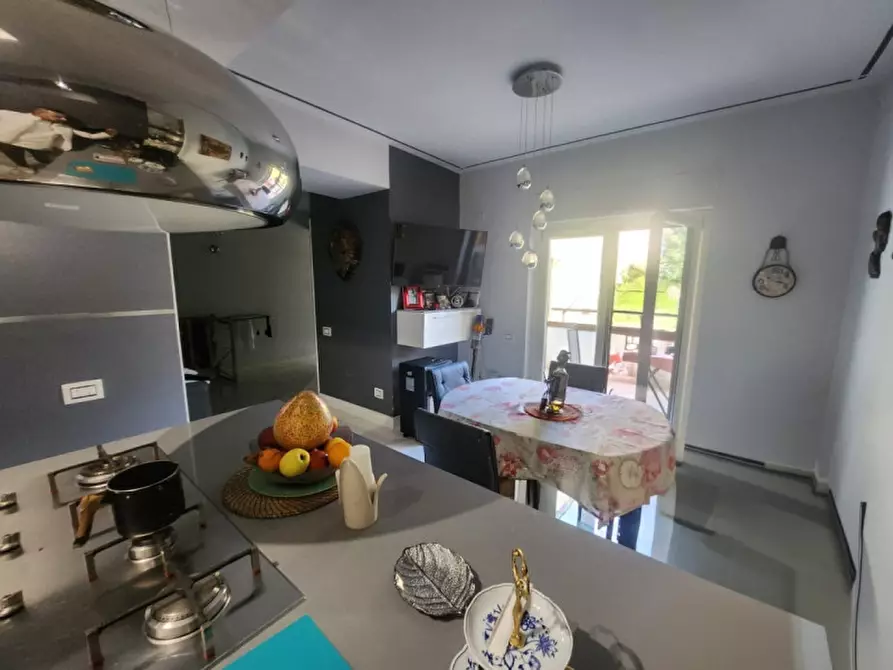 Immagine 19 di Appartamento in vendita  in via Stanislao De Crescenzo,7 a Salerno