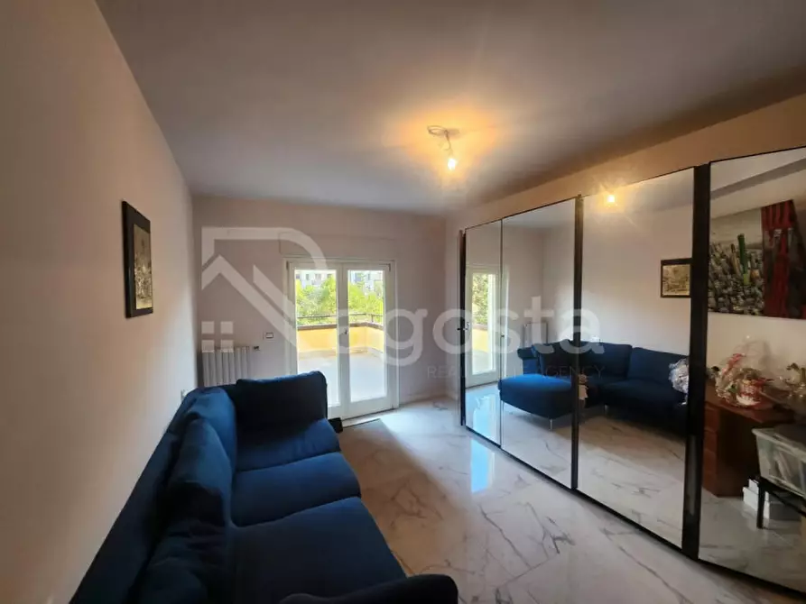 Immagine 9 di Appartamento in vendita  in via Stanislao De Crescenzo,7 a Salerno