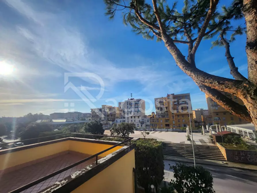 Immagine 12 di Appartamento in vendita  in via Stanislao De Crescenzo,7 a Salerno