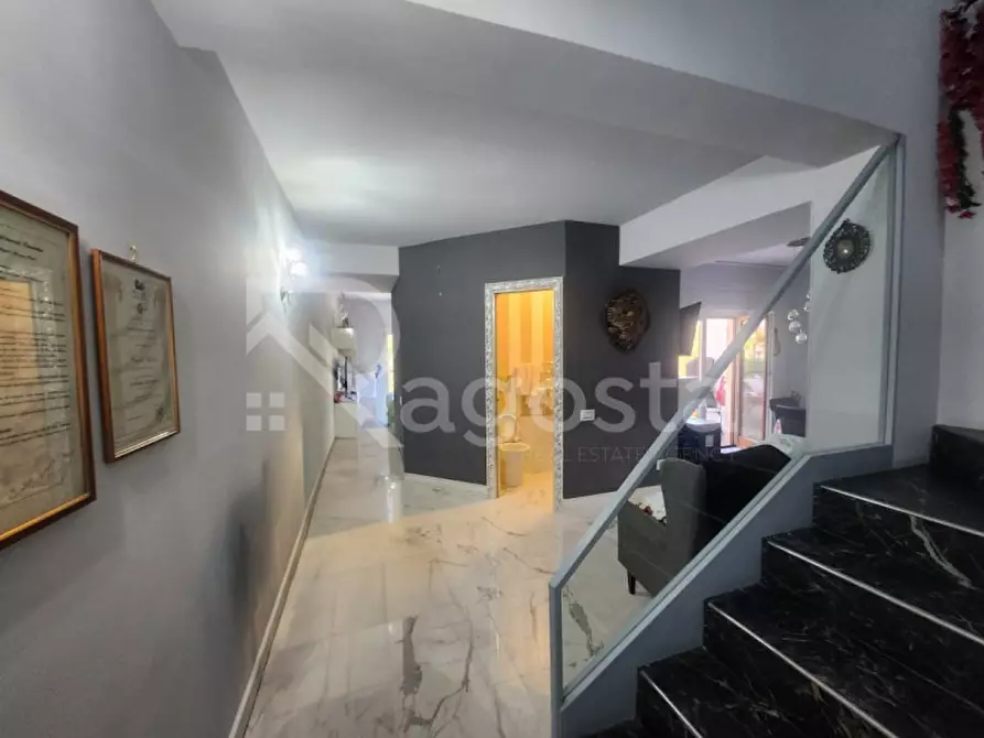 Immagine 15 di Appartamento in vendita  in via Stanislao De Crescenzo,7 a Salerno