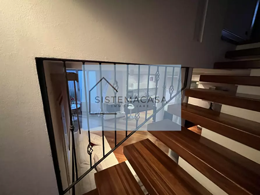 Immagine 70 di Casa indipendente in vendita  in Via Roma a Dovadola