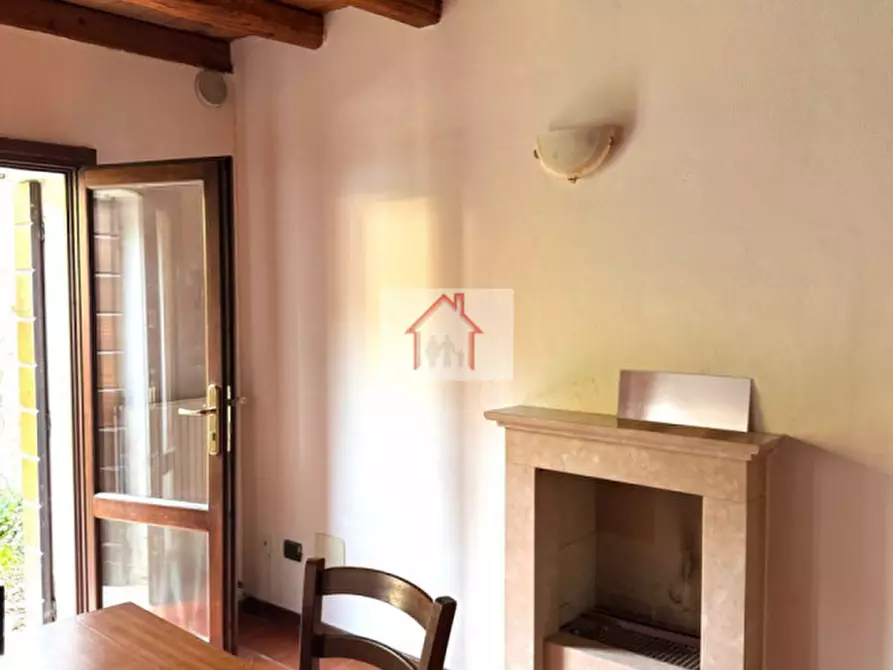 Immagine 3 di Villetta a schiera in vendita  a Giavera Del Montello