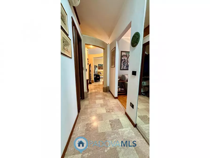 Immagine 10 di Appartamento in vendita  in Via Vittorio Saetta a Padova