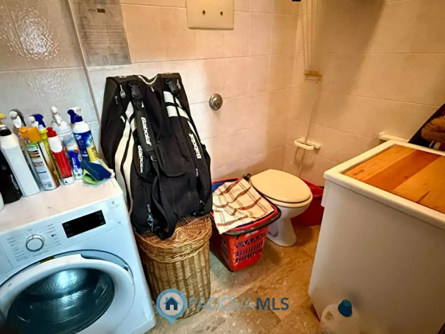 Immagine 17 di Appartamento in vendita  in Via Vittorio Saetta a Padova